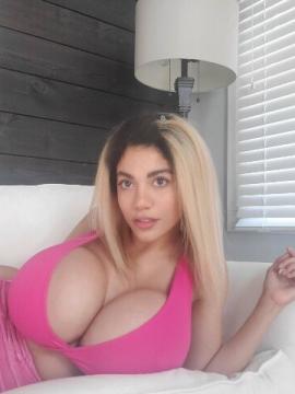 OnlyFans - Amber Alena / @amberalenaxxx Scene 10 — photo 3 of 20