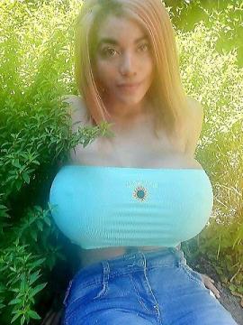 OnlyFans - Amber Alena / @amberalenaxxx Scene 60 — photo 12 of 20