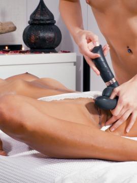 Charlie gets deep body massage — photo 17 of 24