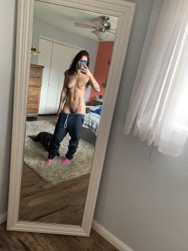 OnlyFans - Mia Mae / @mia_mae19 Scene 24 — photo 6 of 20