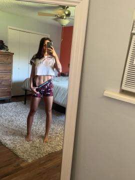 OnlyFans - Mia Mae / @mia_mae19 Scene 38 — photo 16 of 20