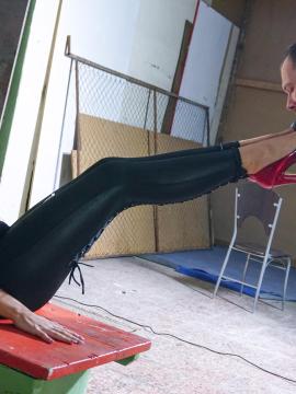 Ballbusting bitch — photo 6 of 24