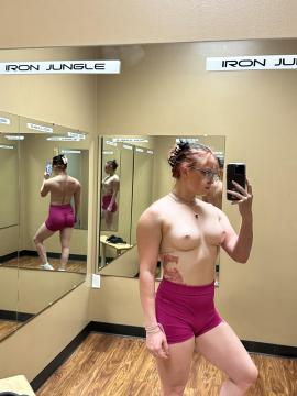 OnlyFans - MuscleMommy002 / @musclemommy02 Scene 13