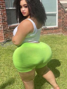 OnlyFans - llindaa23 — photo 6 of 8