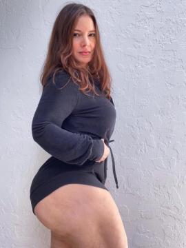 OnlyFans - Ana Pessack / @thebumbumqueen Scene 28 — photo 20 of 20