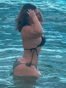 OnlyFans - Ana Pessack / @thebumbumqueen Scene 31 — photo 1 of 20