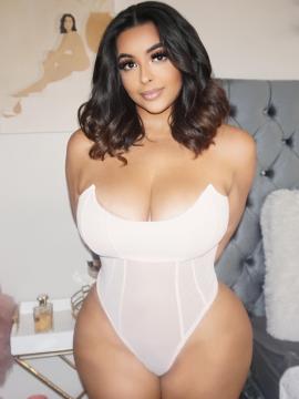 OnlyFans - Tania Bombon / @taniabombon Scene 14 — photo 10 of 20