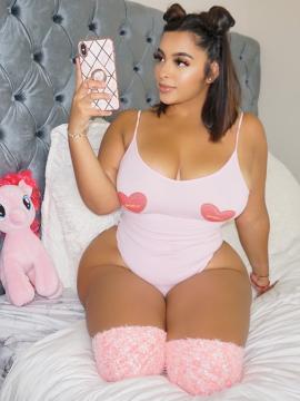OnlyFans - Tania Bombon / @taniabombon Scene 23 — photo 11 of 20