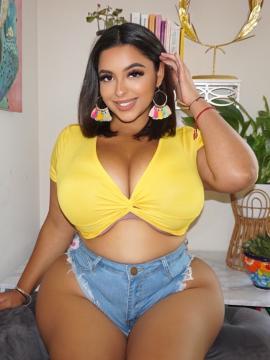 OnlyFans - Tania Bombon / @taniabombon Scene 24 — photo 1 of 20