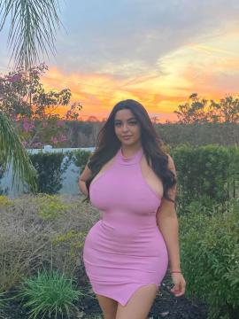 OnlyFans - Tania Bombon / @taniabombon Scene 25 — photo 11 of 20