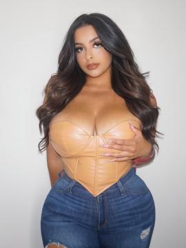 OnlyFans - Tania Bombon / @taniabombon Scene 26 — photo 11 of 20