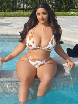 OnlyFans - Tania Bombon / @taniabombon Scene 26 — photo 20 of 20