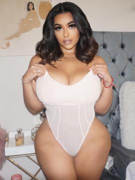 OnlyFans - Tania Bombon / @taniabombon Scene 36 — photo 1 of 20