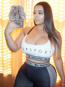 OnlyFans - Tania Bombon / @taniabombon Scene 58 — photo 10 of 20