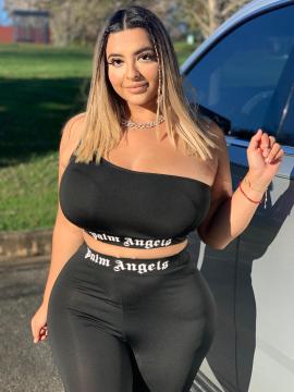 OnlyFans - Tania Bombon / @taniabombon Scene 68 — photo 5 of 20
