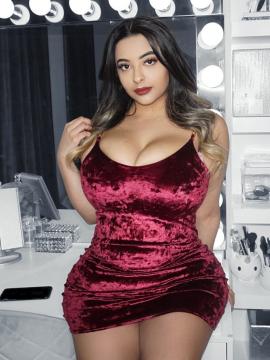 OnlyFans - Tania Bombon / @taniabombon Scene 73 — photo 1 of 20