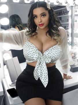 OnlyFans - Tania Bombon / @taniabombon Scene 74 — photo 2 of 20