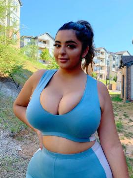 OnlyFans - Tania Bombon / @taniabombon Scene 93 — photo 10 of 20
