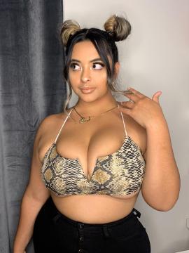 OnlyFans - Tania Bombon / @taniabombon Scene 96 — photo 8 of 20