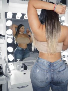 OnlyFans - Tania Bombon / @taniabombon Scene 100 — photo 18 of 20
