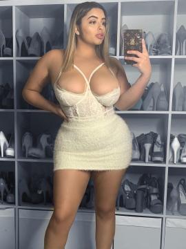 OnlyFans - Tania Bombon / @taniabombon Scene 101 — photo 8 of 20
