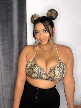 OnlyFans - Tania Bombon / @taniabombon Scene 102