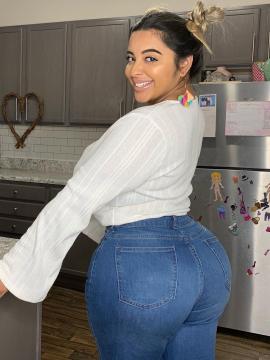 OnlyFans - Tania Bombon / @taniabombon Scene 105 — photo 8 of 20