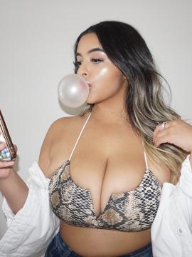 OnlyFans - Tania Bombon / @taniabombon Scene 115 — photo 20 of 20