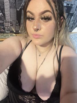 OnlyFans - Zoë / @zoemalvina Scene 4 — photo 7 of 20