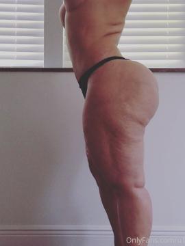 OnlyFans - Ana aka TheBumbumqueen / @thebumbumqueen Scene 47 — photo 3 of 20