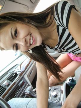 Gorgeous looking teen whore — photo 6 of 24