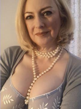 OnlyFans - Courtesan Annabel / @courtesananna Scene 63 — photo 18 of 20