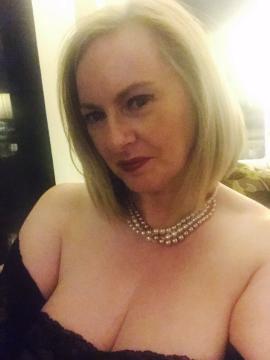 OnlyFans - Courtesan Annabel / @courtesananna Scene 71 — photo 14 of 20