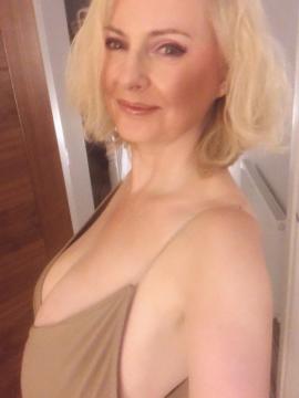 OnlyFans - Courtesan Annabel / @courtesananna Scene 72 — photo 9 of 20