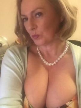OnlyFans - Courtesan Annabel / @courtesananna Scene 79 — photo 4 of 20