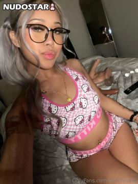 OnlyFans - Wetchinaaa Scene 2 — photo 13 of 20