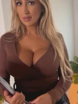 OnlyFans - misslexiswilson 💋👙❤ Scene 8 — photo 3 of 20