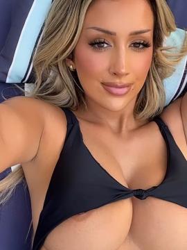 OnlyFans - misslexiswilson 💋👙❤ Scene 23 — photo 5 of 20