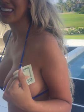 OnlyFans - misslexiswilson 💋👙❤ Scene 64 — photo 1 of 20