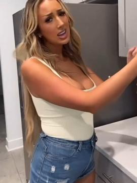 OnlyFans - misslexiswilson 💋👙❤ Scene 75 — photo 4 of 20