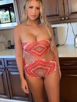 OnlyFans - misslexiswilson 💋👙❤ Scene 85 — photo 7 of 20