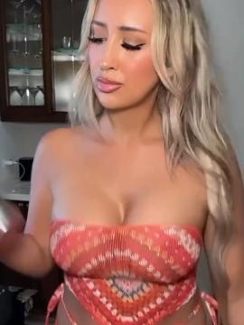 OnlyFans - misslexiswilson 💋👙❤ Scene 86 — photo 9 of 20