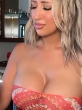 OnlyFans - misslexiswilson 💋👙❤ Scene 101 — photo 5 of 20