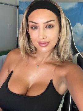 OnlyFans - misslexiswilson 💋👙❤ Scene 118 — photo 3 of 20