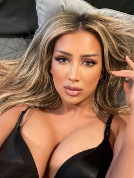 OnlyFans - misslexiswilson 💋👙❤ Scene 131 — photo 8 of 20