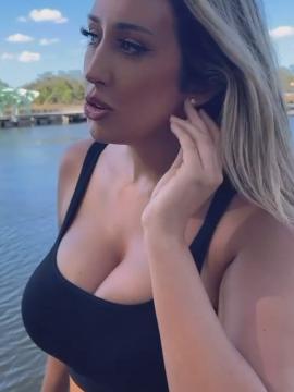 OnlyFans - misslexiswilson 💋👙❤ Scene 156 — photo 11 of 20