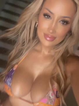OnlyFans - misslexiswilson 💋👙❤ Scene 174 — photo 13 of 20