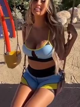 OnlyFans - misslexiswilson 💋👙❤ Scene 193 — photo 12 of 20