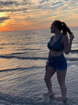 OnlyFans - Emspensiveemily / @officialemspensiveemily Scene 1 — photo 4 of 20