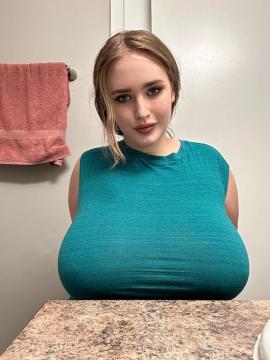 OnlyFans - Scarlett Rose / @scarlettrose34e Scene 17 — photo 12 of 20